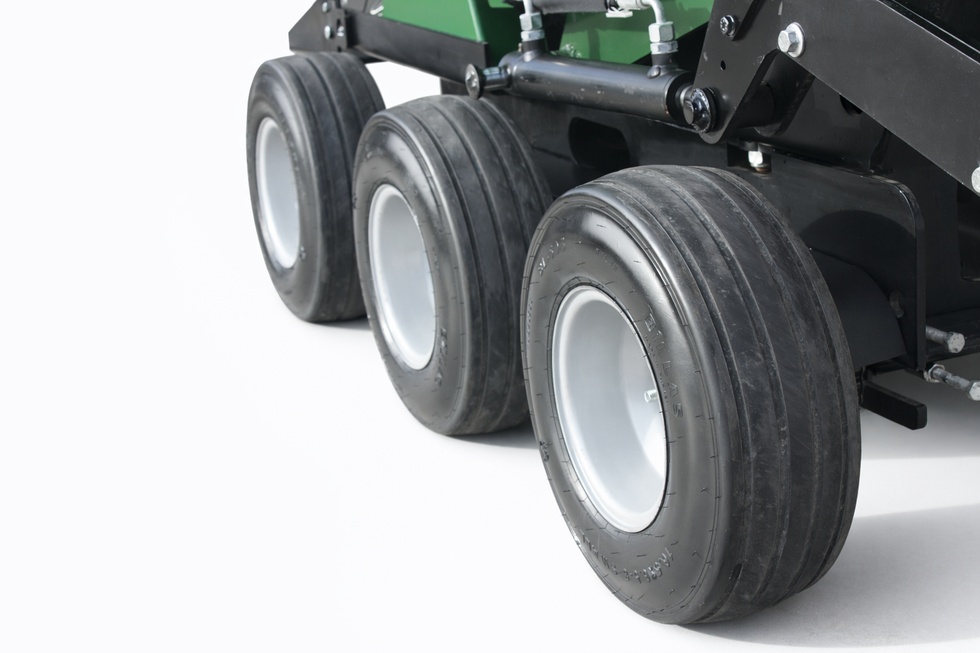 LASTİK TEKERLEKLİ DUMPER